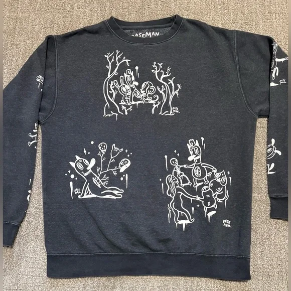 Basemen sweatshirt from urban outfitters.  Men’s large - Picture 5 of 8